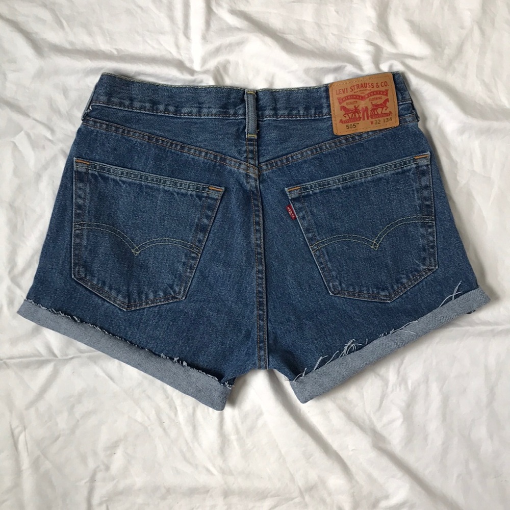 Levi’s 505 Cut Off Shorts